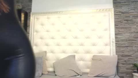 Snapshot of rosevanessa chatting on January 7, 7:20 am Gabriela online show from January 7, 7:20 am