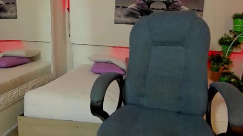 rosi_cooper online show from October 23, 10:47 am