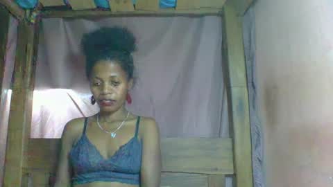 Snapshot of rosiahot1 chatting on March 6, 8:52 am rosia online show from March 6, 8:52 am