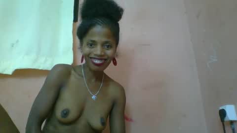 Snapshot of rosiahot1 chatting on March 10, 2:48 pm rosia online show from March 10, 2:48 pm