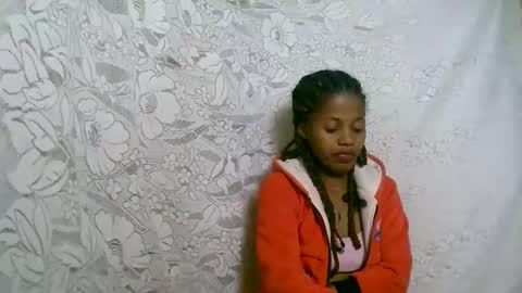 Snapshot of rosiahot1 chatting on October 10, 3:16 am rosia online show from October 10, 3:16 am