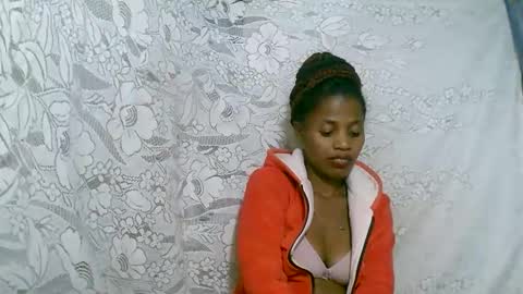 Snapshot of rosiahot1 chatting on November 10, 9:08 am rosia online show from November 10, 9:08 am