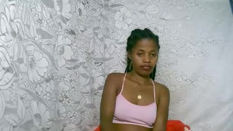 Snapshot of rosiahot1 chatting on November 19, 3:45 pm rosia online show from November 19, 3:45 pm