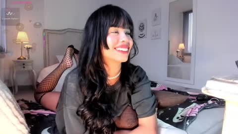 Snapshot of rosie_se chatting on March 7, 10:10 pm Rosieeee online show from March 7, 10:10 pm