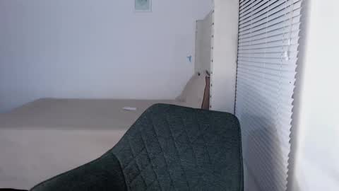 rosiehw online show from November 14, 4:33 am