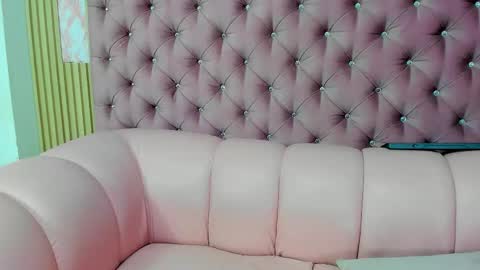 Rosie online show from November 25, 8:31 pm