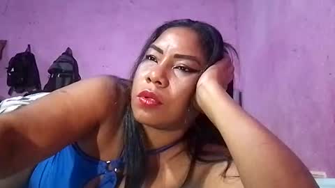 Snapshot of rosmerynava chatting on January 16, 2:19 am rosmerynavarro online show from January 16, 2:19 am