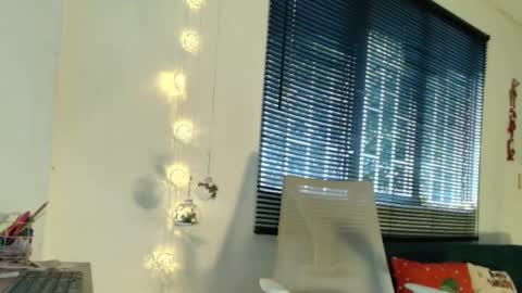 Snapshot of ross_bakerhot chatting on December 19, 1:29 pm Ross BakerHot online show from December 19, 1:29 pm