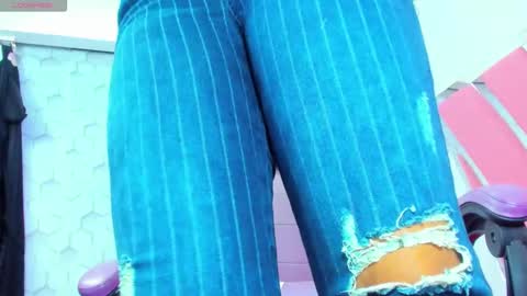 rossanaparker online show from February 11, 12:05 pm