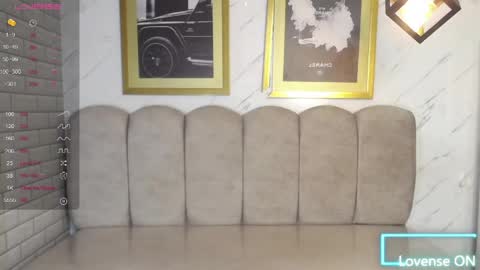 rosse jeane v online show from April 3, 1:09 pm