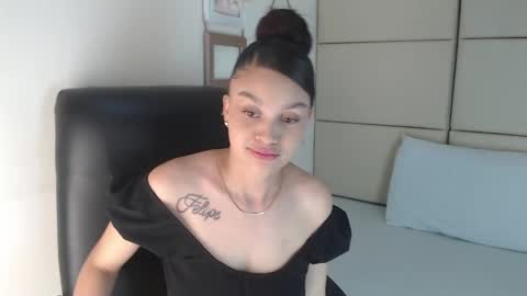 Snapshot of rossi_baker chatting on February 27, 3:26 pm Rossi online show from February 27, 3:26 pm