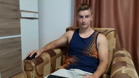 Snapshot of rosswillis7 chatting on September 30, 6:18 am Ross online show from September 30, 6:18 am