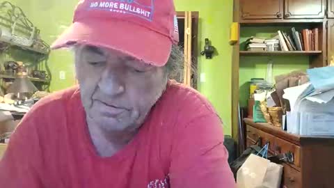 Snapshot of rotorranch chatting on November 23, 10:31 pm rotorranch online show from November 23, 10:31 pm