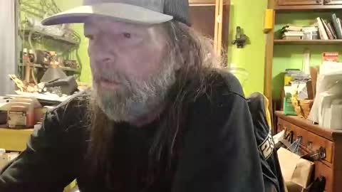 Snapshot of rotorranch chatting on February 16, 12:07 am rotorranch online show from February 16, 12:07 am