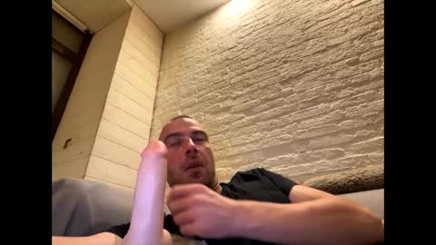 rotteei1 online show from October 12, 4:00 am