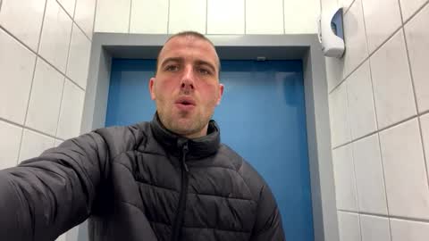 rotteei1 online show from November 27, 9:55 am