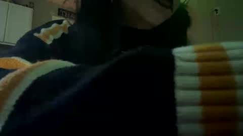 Mochi online show from November 13, 3:55 pm