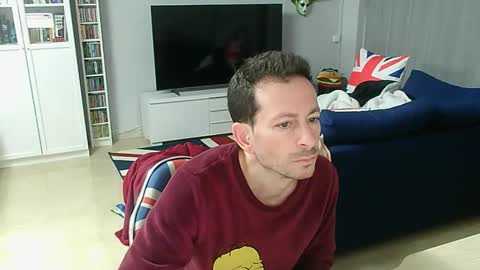 roubarixx online show from April 3, 6:44 am