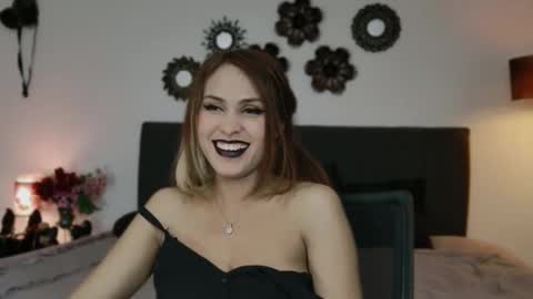 Snapshot of rougedoe chatting on February 28, 3:51 am Mistress Lana online show from February 28, 3:51 am