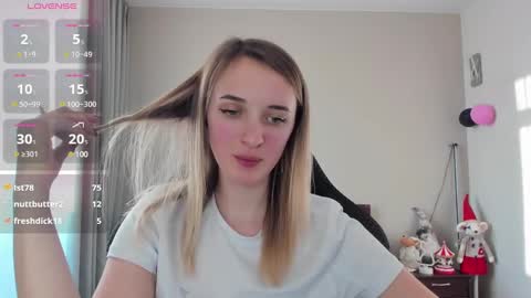 Snapshot of rousereed chatting on February 24, 2:26 pm Rouse online show from February 24, 2:26 pm