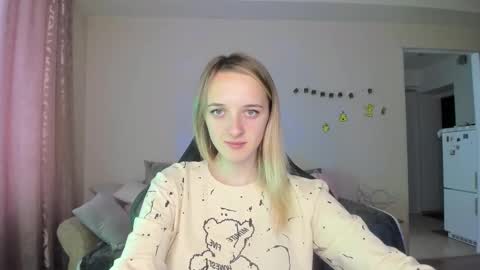 Snapshot of rousereed chatting on November 2, 7:22 am Rouse online show from November 2, 7:22 am