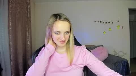 Snapshot of rousereed chatting on November 4, 1:43 pm Rouse online show from November 4, 1:43 pm