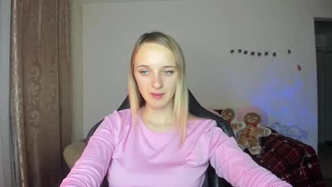 Snapshot of rousereed chatting on November 29, 3:26 pm Rouse online show from November 29, 3:26 pm