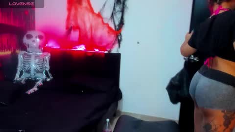 rousisabellas7 online show from October 15, 11:32 am