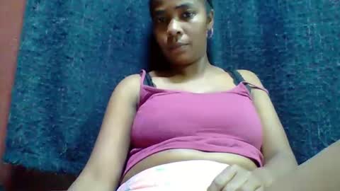 Snapshot of rovaelyah chatting on September 23, 5:38 pm rovaelyah online show from September 23, 5:38 pm