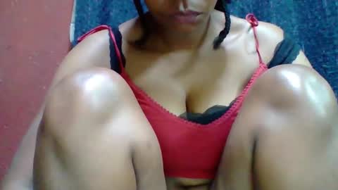Snapshot of rovaelyah chatting on September 27, 3:22 am rovaelyah online show from September 27, 3:22 am