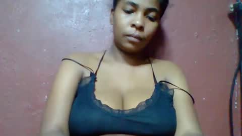rovaelyah online show from May 25, 7:09 pm