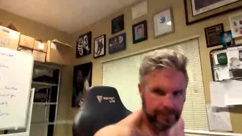 Snapshot of rowdypete787 chatting on September 18, 3:52 am rowdypete787 online show from September 18, 3:52 am