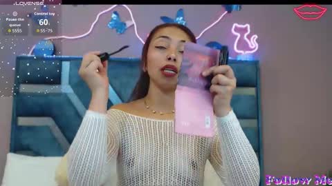 Snapshot of roxan_fox_ chatting on February 27, 2:44 am Roxane online show from February 27, 2:44 am