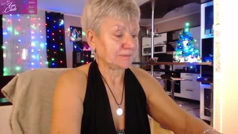 Roxana online show from January 3, 1:47 pm