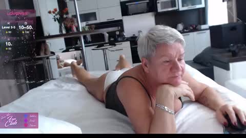 Snapshot of roxana_brooks chatting on October 24, 7:16 am Roxana online show from October 24, 7:16 am