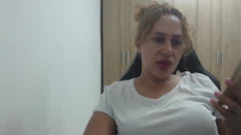 Roxana online show from October 1, 3:12 am