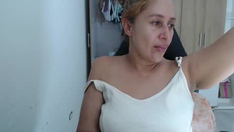 Roxana online show from October 19, 6:19 pm