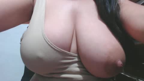 roxxy online show from March 11, 9:45 am