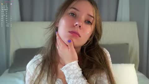 Snapshot of roxannastoo chatting on September 14, 1:49 am roxannastoo online show from September 14, 1:49 am