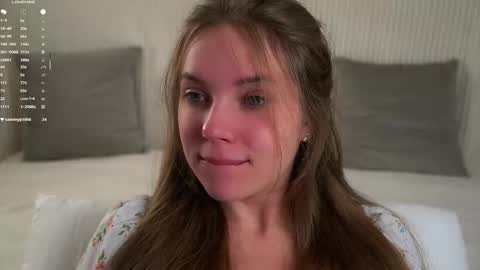 Snapshot of roxannastoo chatting on September 26, 1:09 am roxannastoo online show from September 26, 1:09 am