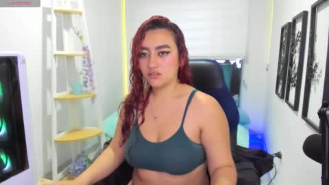 Snapshot of roxanne_morelli chatting on November 19, 11:10 am roxanne online show from November 19, 11:10 am