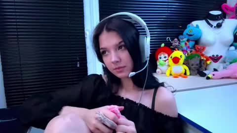 Hana online show from October 17, 1:14 pm