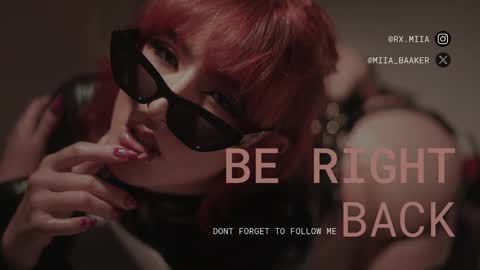 Snapshot of roxxxevelvet chatting on February 11, 7:05 pm Roxx IG online show from February 11, 7:05 pm