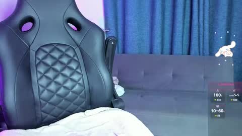 Snapshot of roxy_clark chatting on February 20, 6:50 am Annah online show from February 20, 6:50 am