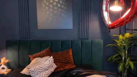 Roxy hell online show from March 5, 10:10 pm