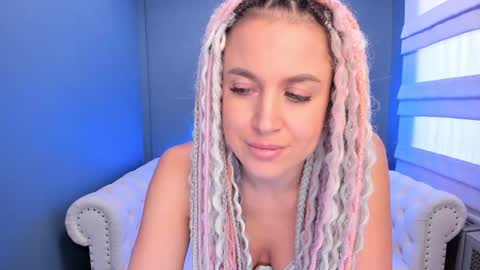 Roxy online show from December 7, 4:53 am