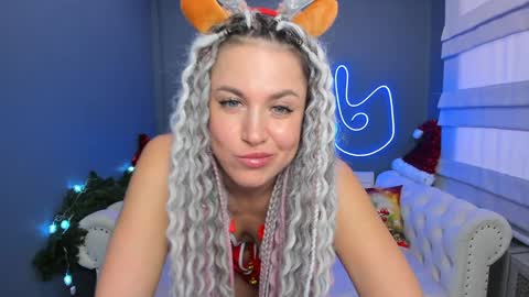 Roxy online show from January 2, 7:23 am