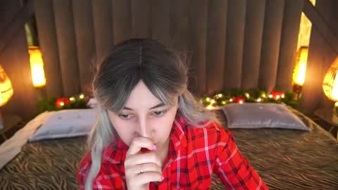 Snapshot of roxy_rayy chatting on December 29, 1:38 pm roxy_rayy online show from December 29, 1:38 pm