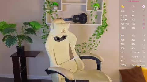 Snapshot of roxy_sunny chatting on December 16, 9:25 am Roxy GMT2 Mon 10 AM - 4 PMTue 10 AM - 4 PM Wed 10 AM - 4 PM Sat 10 AM - 4 PM Sun 10 AM - 4 PM. online show from December 16, 9:25 am