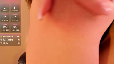 Snapshot of roxy_wet chatting on March 1, 6:00 pm Roxy follow me online show from March 1, 6:00 pm